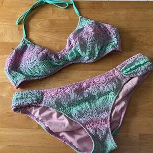 Victoria’s Secret bikini set!